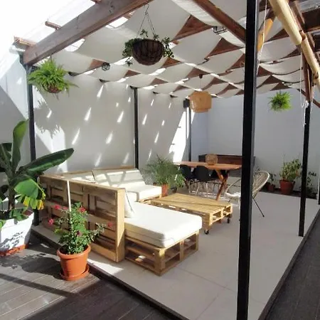 Moodhu - Cozy W/ Amazing Terrace *