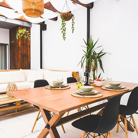 Moodhu - Cozy W/ Amazing Terrace