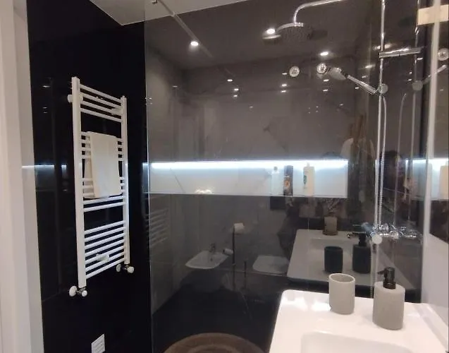 Moodhu - Cozy W/ Amazing Terrace *